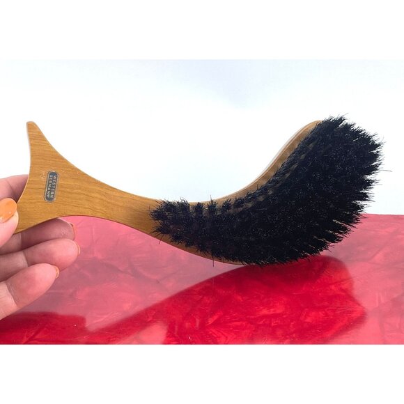 Vintage 1960s shoe brush, West Germany, wooden shoe shining brush, whale shaped - Picture 6 of 10